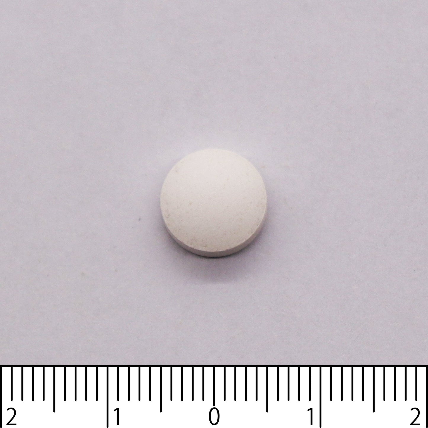 カルシウムとマグネシウムは骨や歯の形成に欠かせない必須ミネラル。体内で密接な関わりをもつため、2つのミネラルをバランスよく摂取することが大切です。
